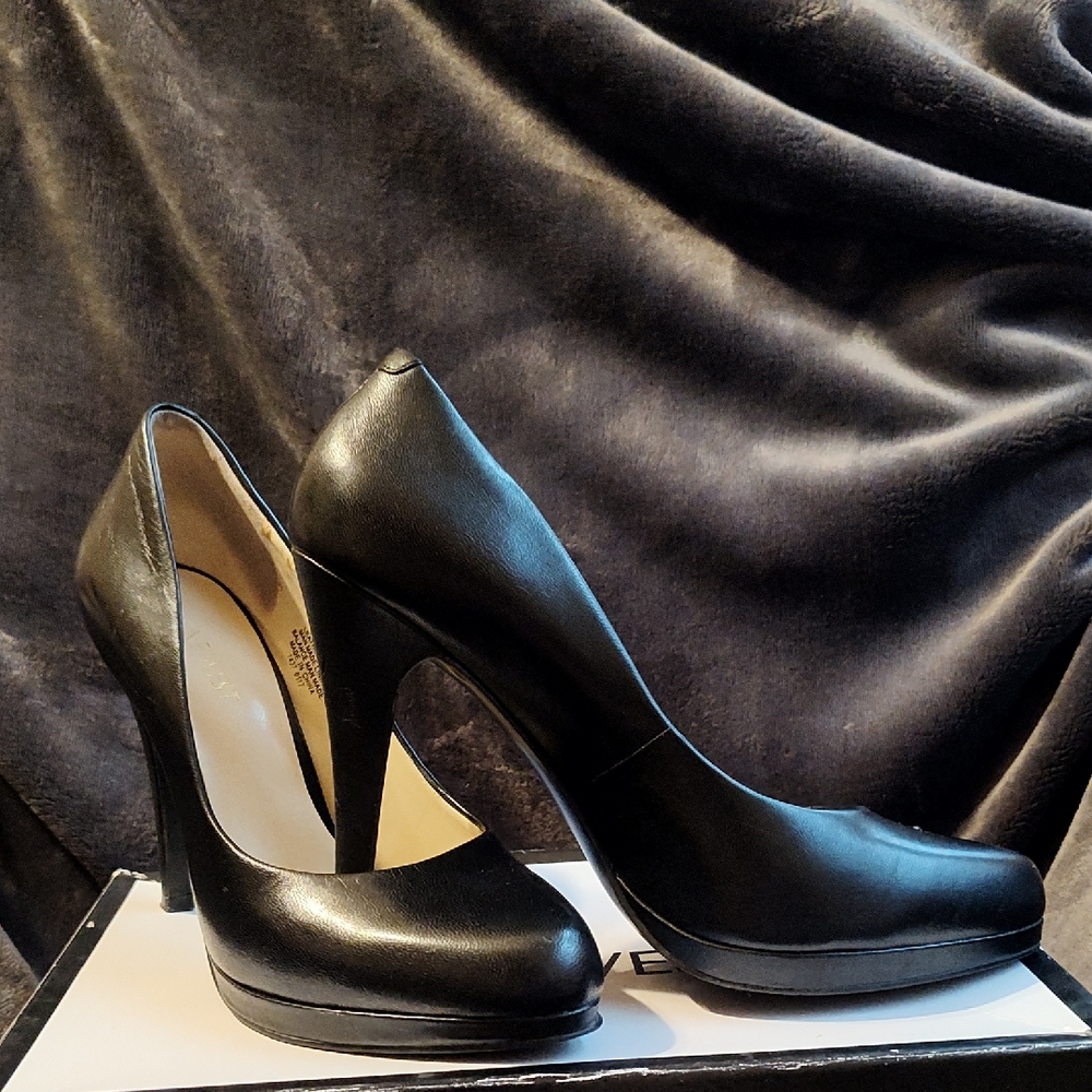 Nine West Classic Black Heels